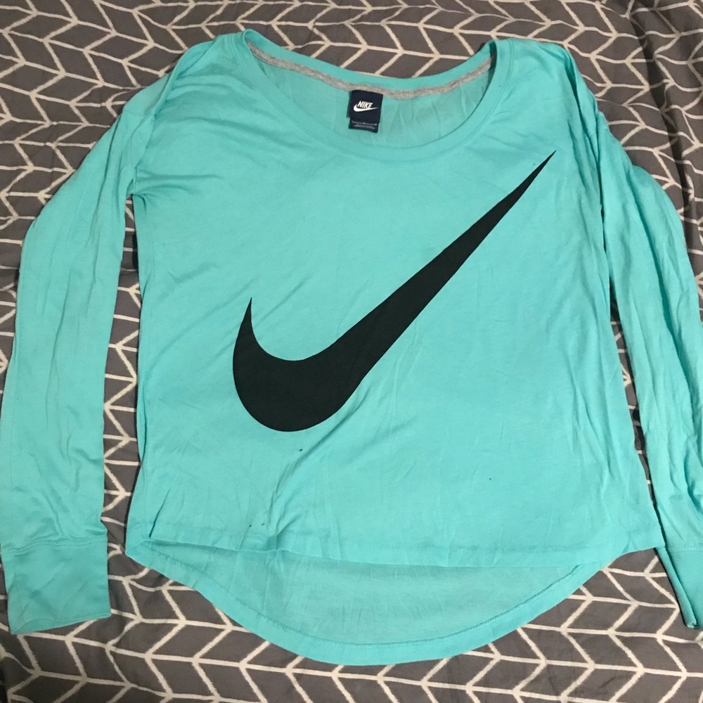 Nike long sleeve shirt